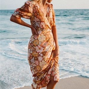 Billabong x The Salty Blonde Hello There Puff Sleeve Seersucker Maxi Dress.